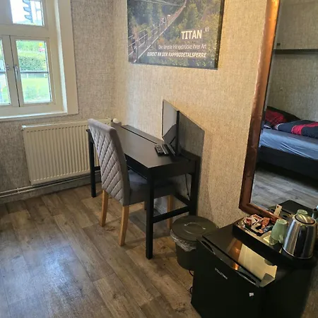Gaestehaus Kammerkrug Bad Harzburg Und Nebenhaus Braunlage 2*